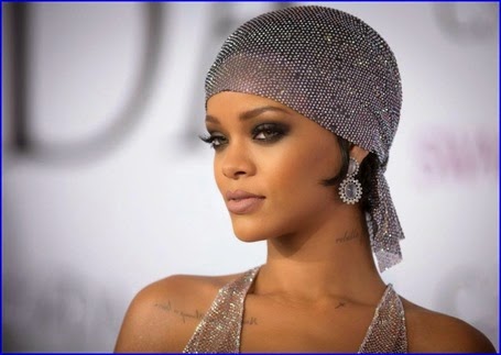 Stellas-Addiction-Get-The-Look-Rihanna-CFDA-Makeup-Look-BellaNaija-June2014006[4]